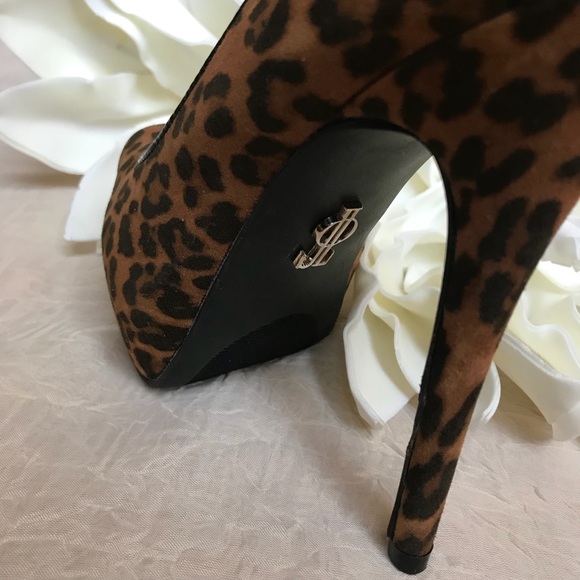 𝐉𝐄𝐍𝐍𝐈𝐅𝐄𝐑 𝐋𝐎𝐏𝐄𝐙 Peep-Toe Stiletto - Picture 6 of 12